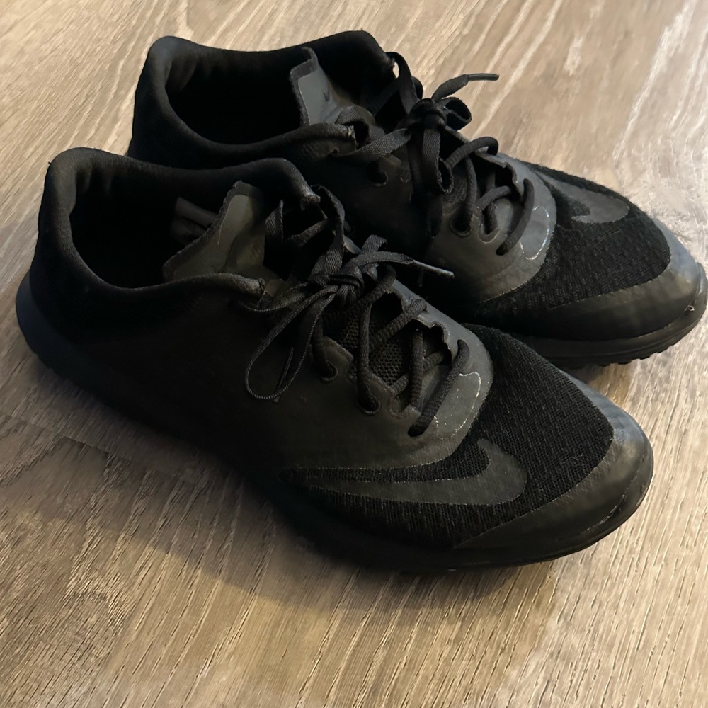 Women’s Nike FS Lite Run 3 - Black, Size 6.5